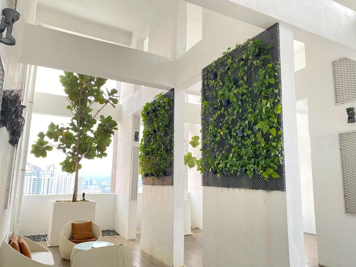 Skyline Garden 2 Bedrooms Homestay Near Klcc クアラルンプール エクステリア 写真
