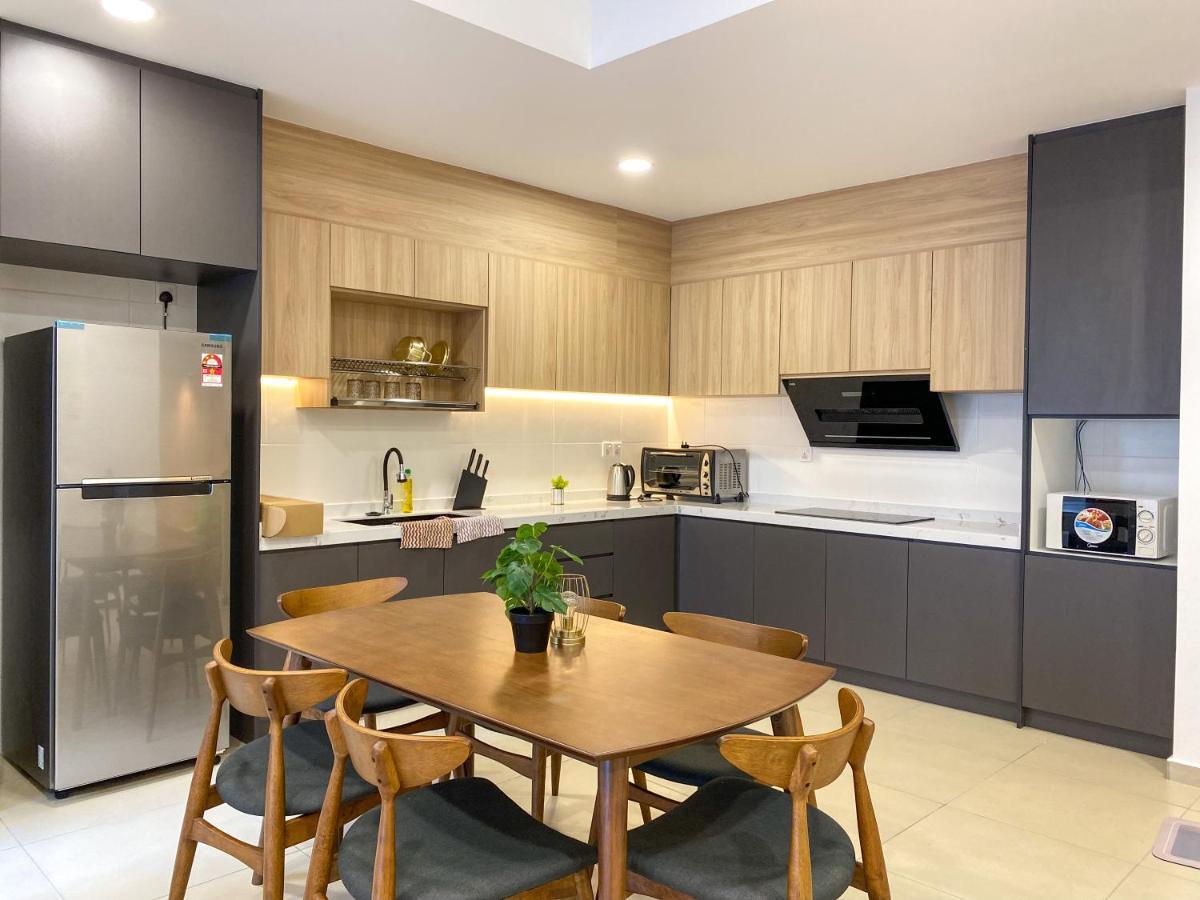 Skyline Garden 2 Bedrooms Homestay Near Klcc クアラルンプール エクステリア 写真